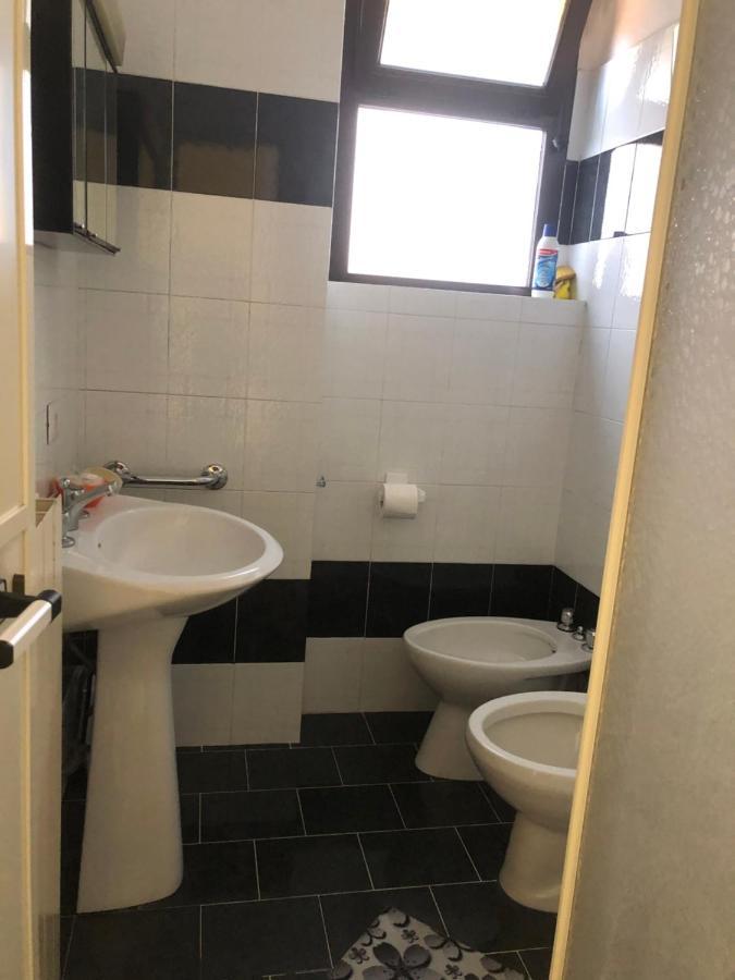B&B Il Medioevo Pesche Bagian luar foto